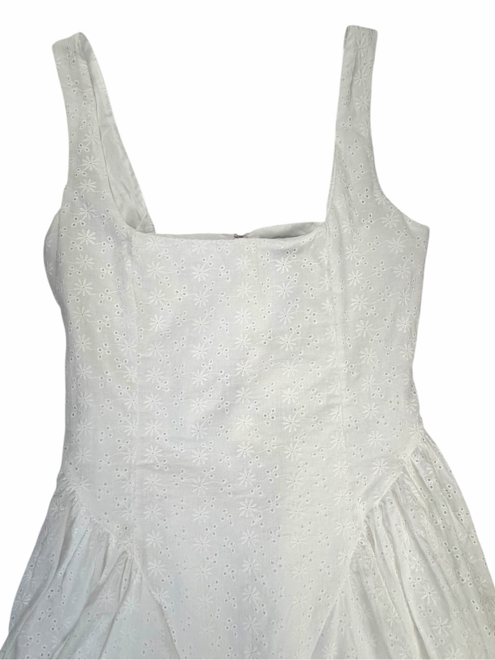NWT Peppermayo Exclusive Women’s Floral Eyelet Alyssa Mini White Dress Size 6 - Picture 6 of 10